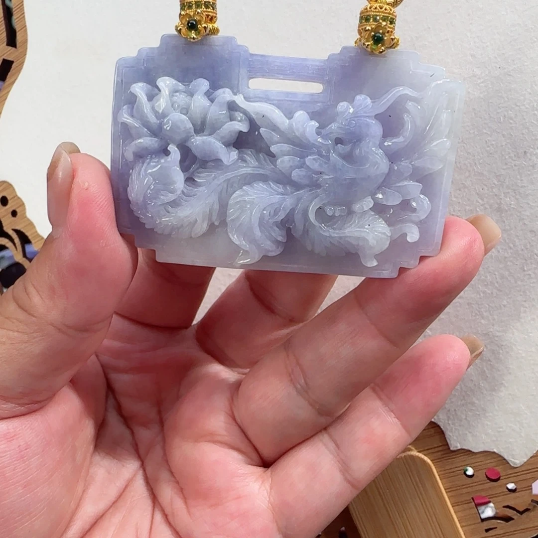 翡翠未镶嵌颈饰仿古