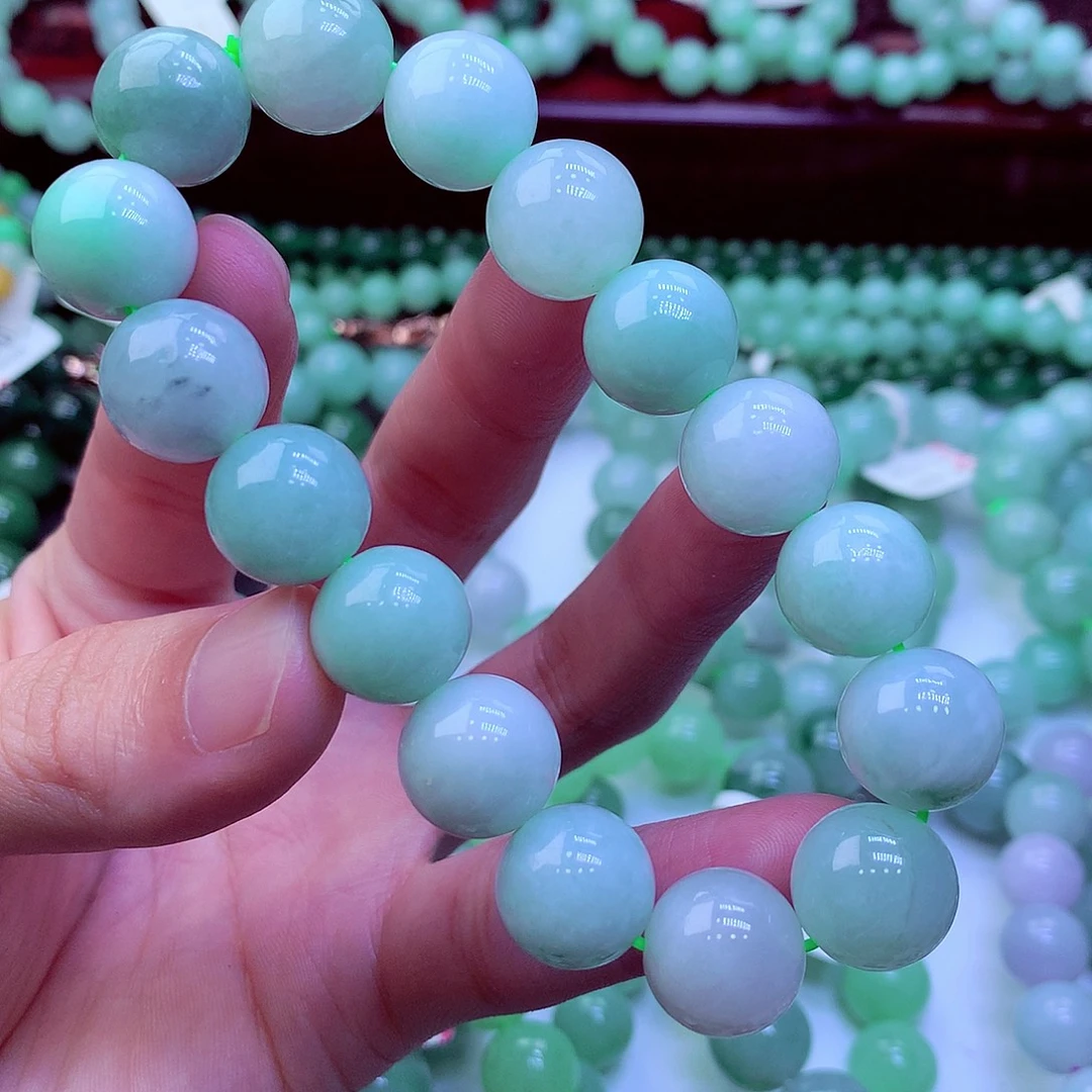 翡翠未镶嵌毛衣链