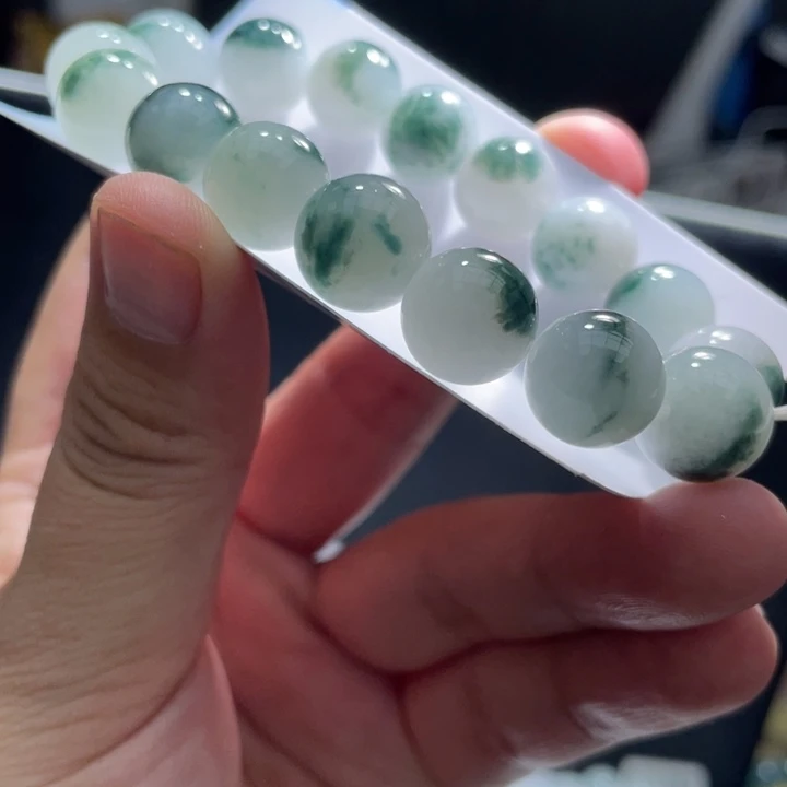 定制翡翠未镶嵌翡翠卡12+
