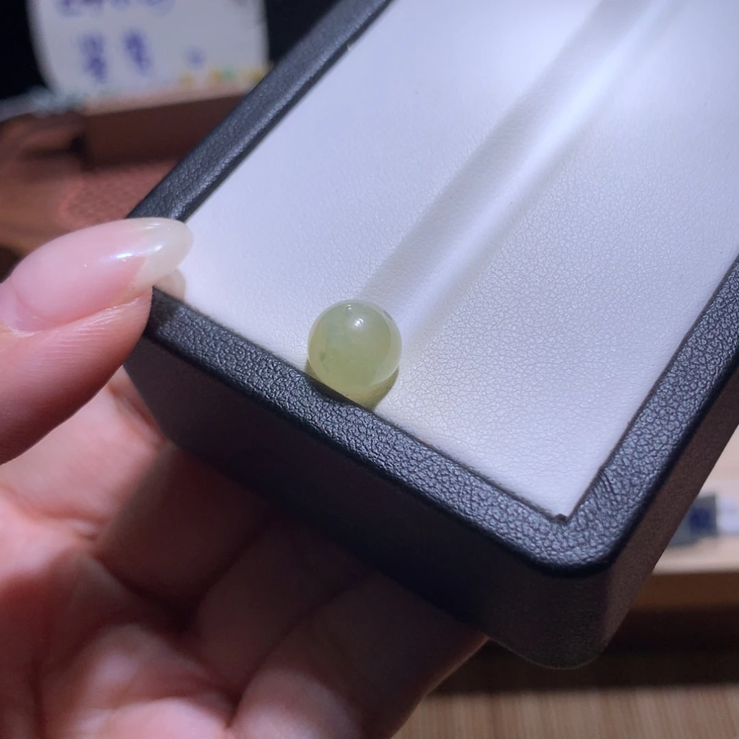 翡翠散珠特价黄加绿卡9