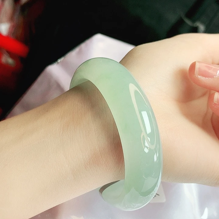 翡翠未镶嵌手镯缅甸天然a货翡翠手镯