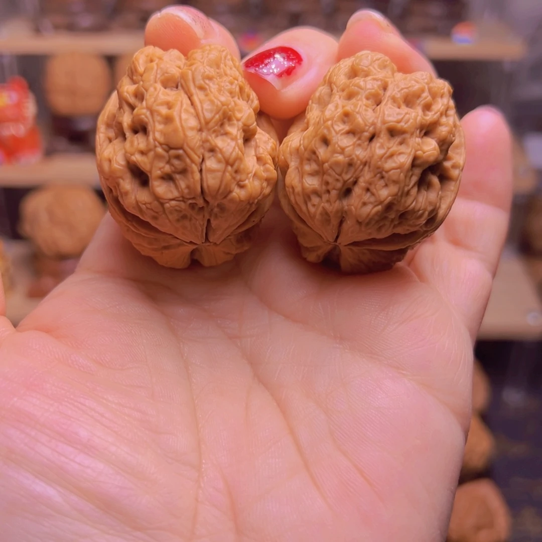 文玩核桃吊坠27w灭霸41尺