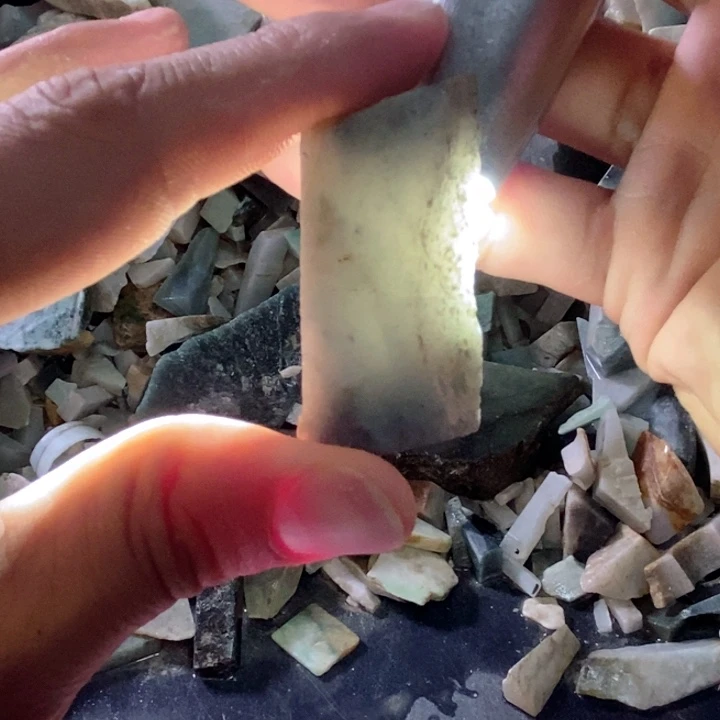 翡翠未镶嵌颈饰天然翡翠