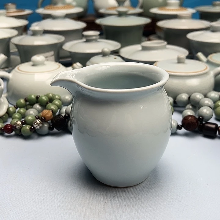 杯微微暇月白釉公道杯原矿原釉原产地