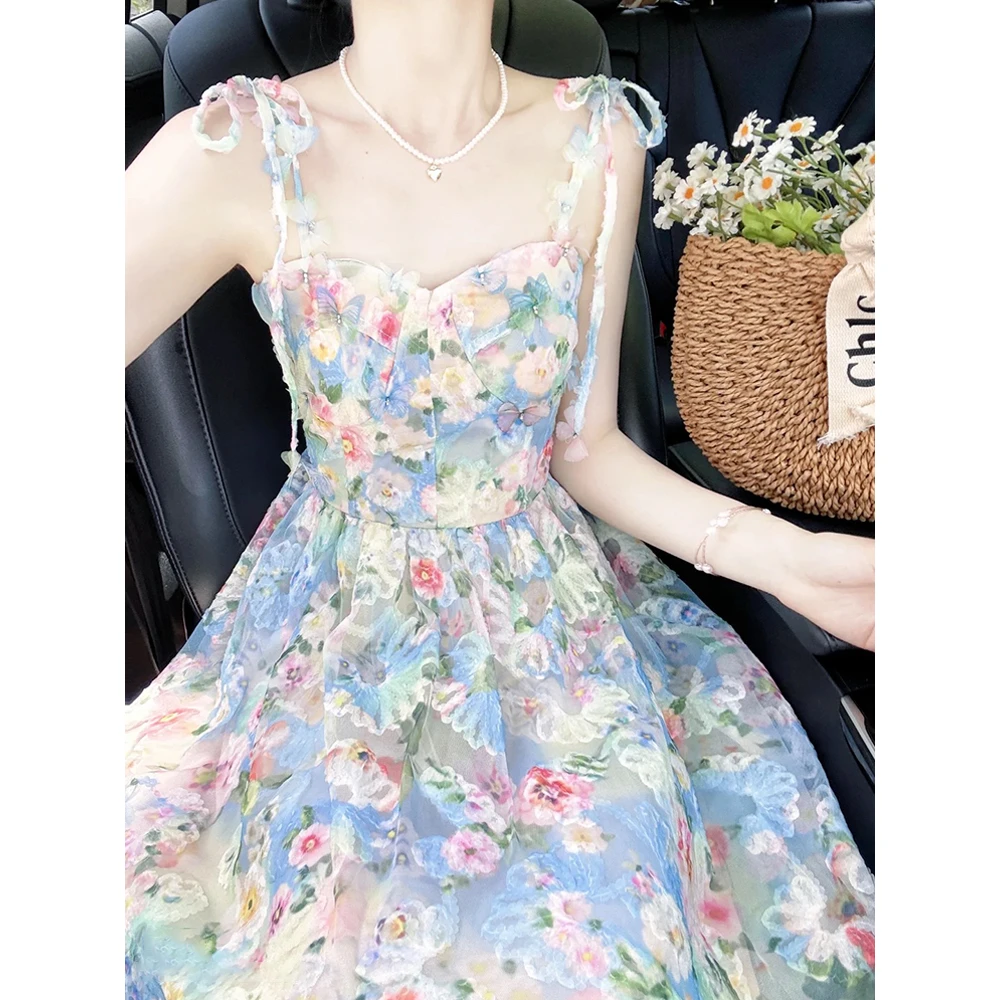 法式气质甜美蝴蝶吊带连衣裙夏季收腰显瘦油画氛围感大摆长裙子