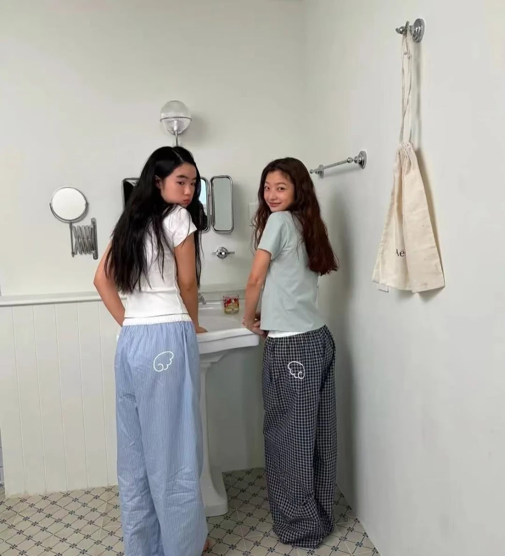 包好一熹，时尚格子裤