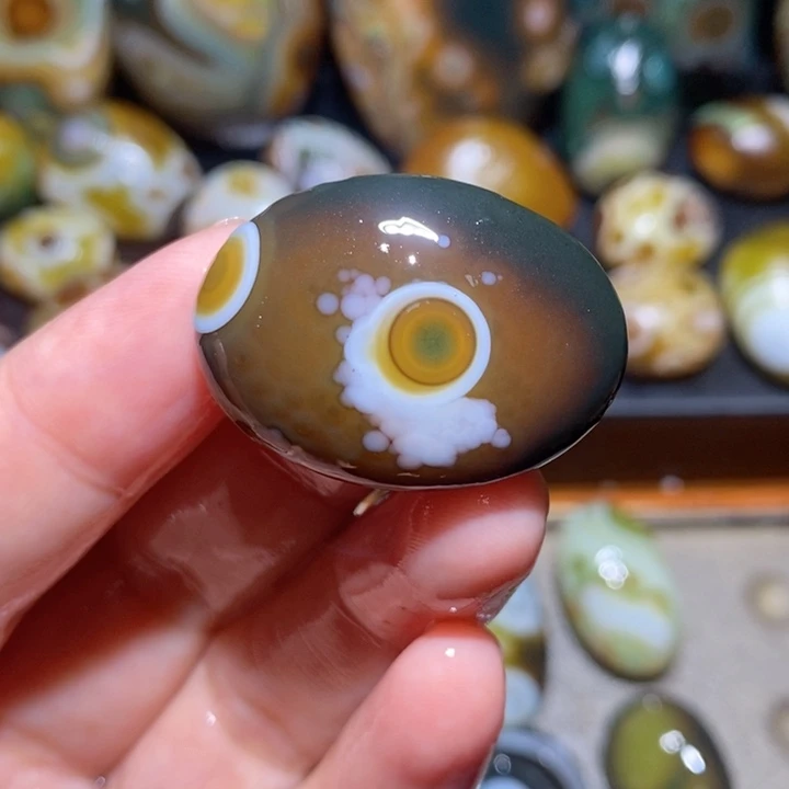 未镶嵌玛瑙/玉髓珠宝半成品128