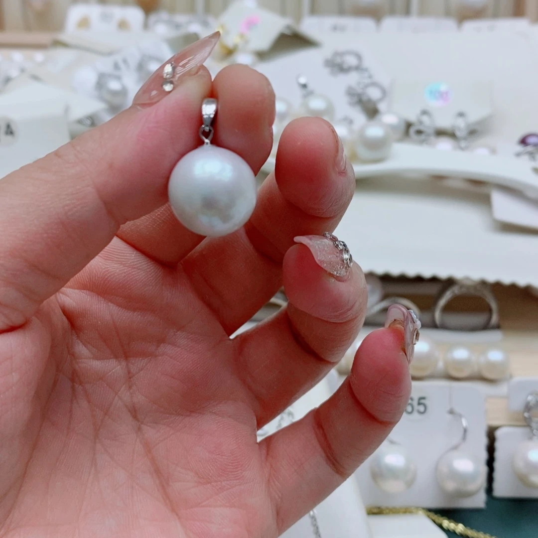 豆***贝银S925镶嵌耳饰淡水珍珠