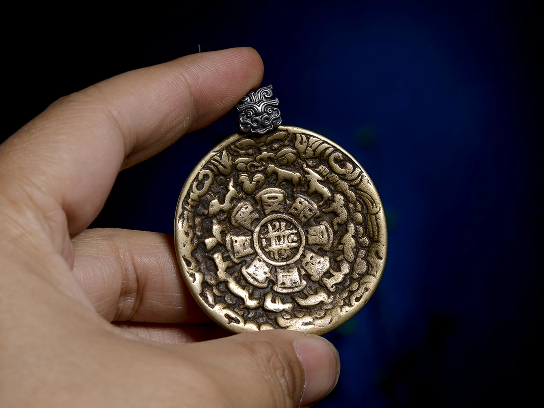 【藏传】[铜制]黄利玛铜豪气熊九宫牌