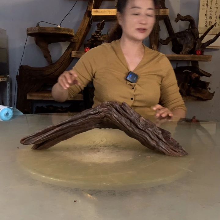 壹***7天然的云南紫柚木会黄水