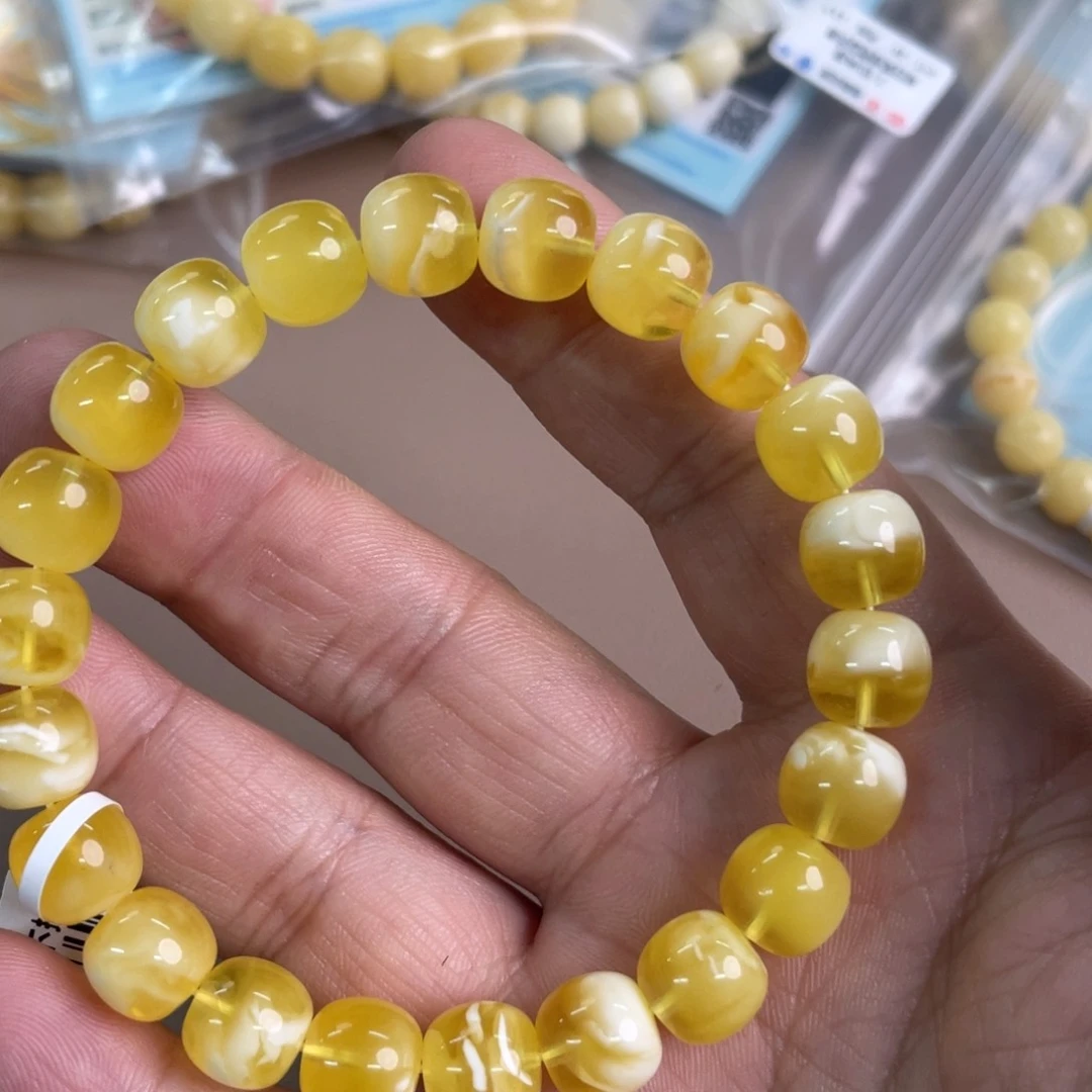 琥珀裸石未镶嵌1730000000