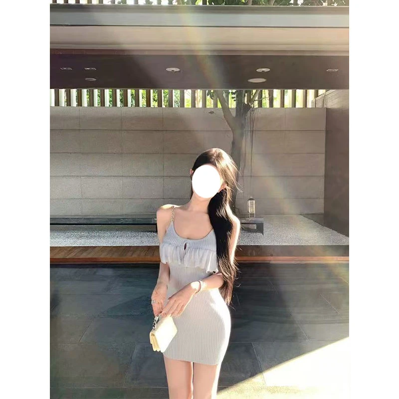 夏季新款性感辣妹设计感荷叶边拼接吊带连衣裙修身收腰性感包臀裙