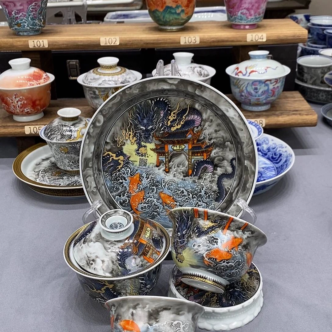 景德镇市陶瓷艺术品
