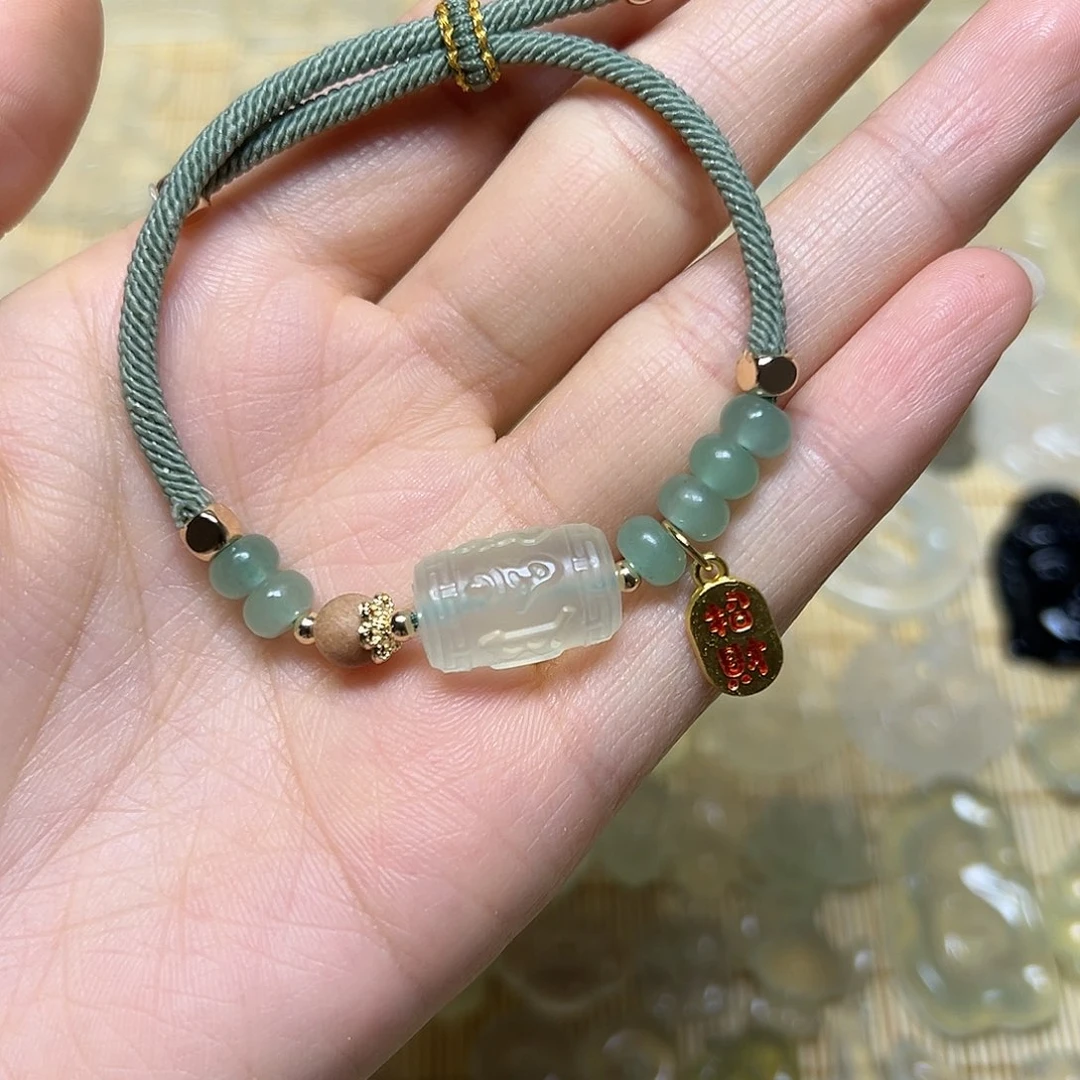 蛇纹石玉未镶嵌吊坠