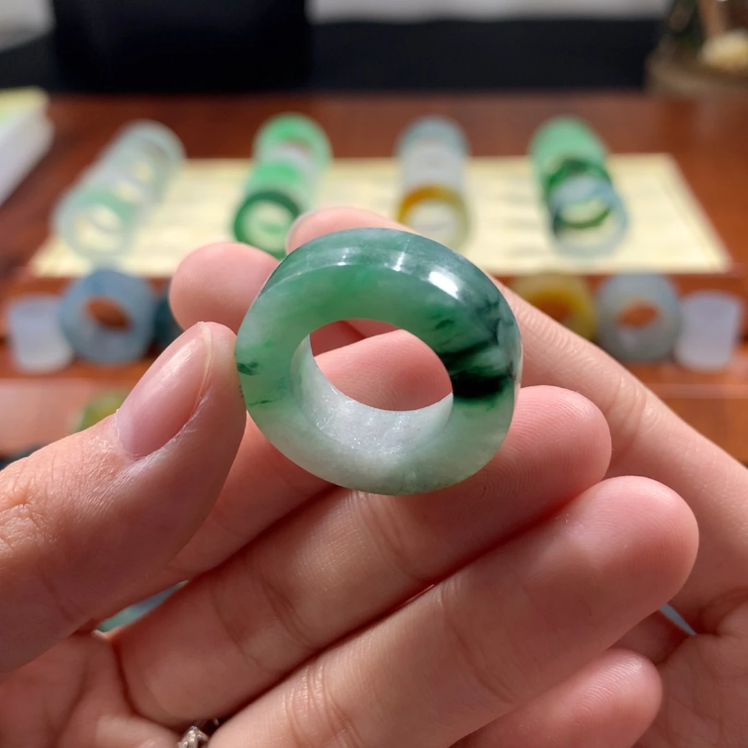 定制翡翠未镶嵌F****翡翠