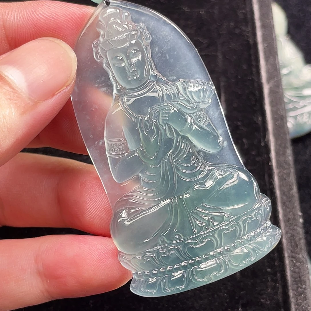 翡翠未镶嵌颈饰6，