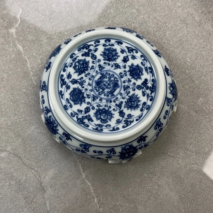 陶摆件青花缠枝莲板凳盖置