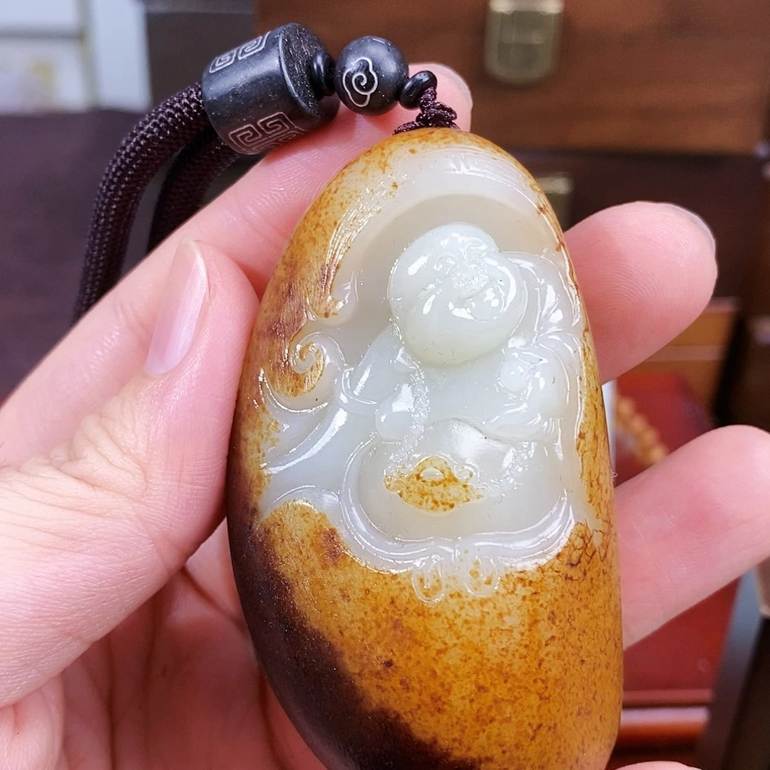 颈饰未镶嵌和田玉