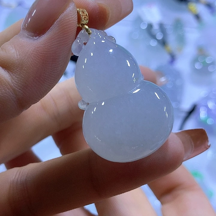 翡翠18K金镶嵌颈饰天然翡翠Ａ货吊坠