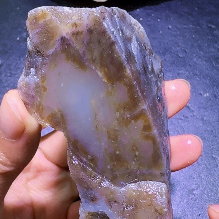 未镶嵌和田玉（糖玉）珠宝半成品