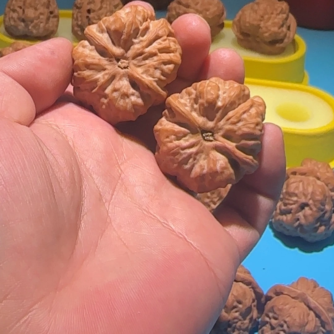 偷***闲吊坠文玩核桃蛙蛙35四开