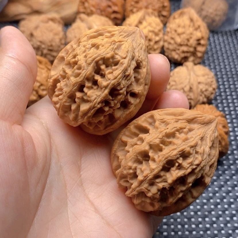 【闪购商品】文玩核桃吊坠小*豹核桃