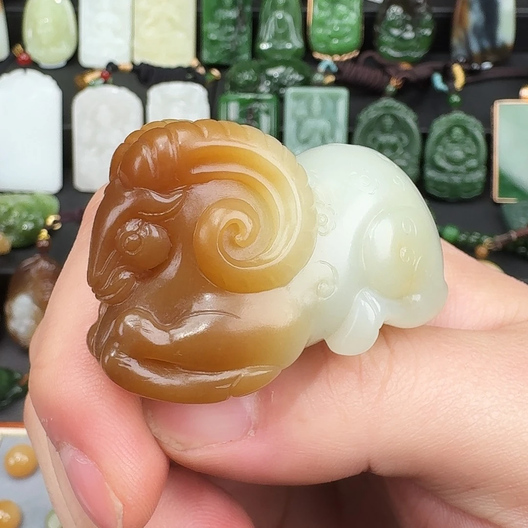 和田玉未镶嵌挂件