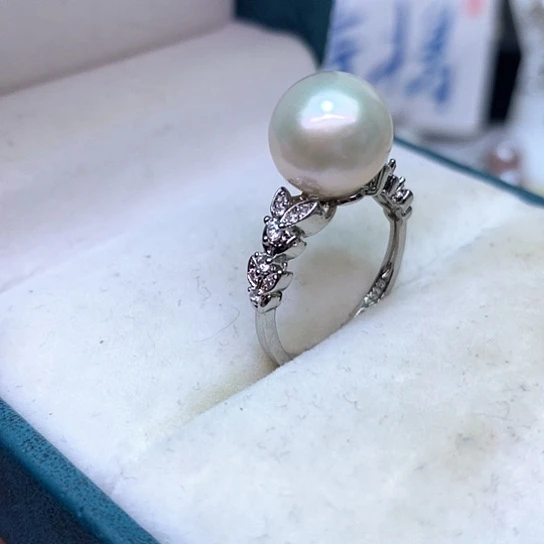 银S925镶嵌淡水珍珠耳饰