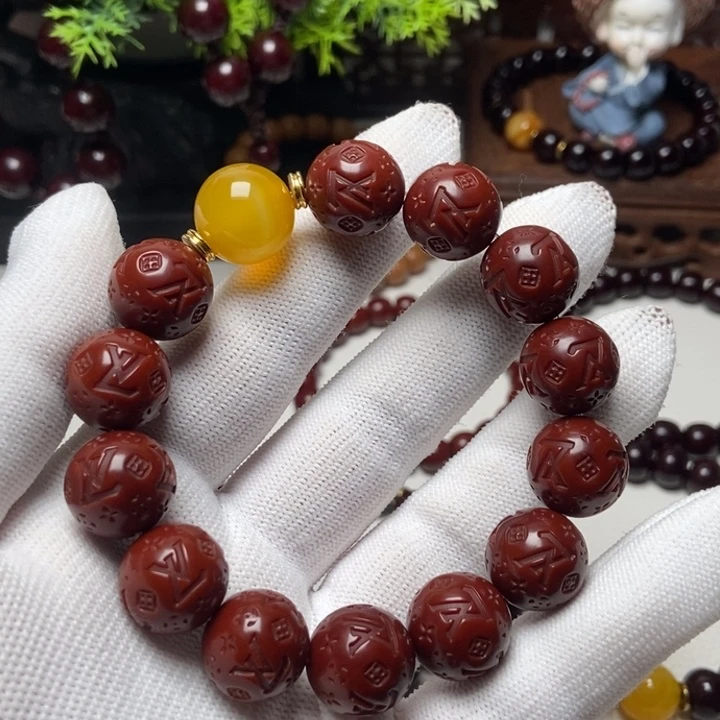 核桃手串/手链简***：猴头玉华串