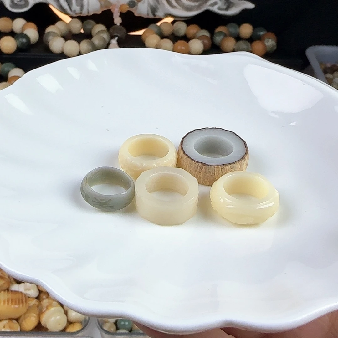 菩提根/象牙果吊坠全品雕刻跑环4卡牌➕1颗