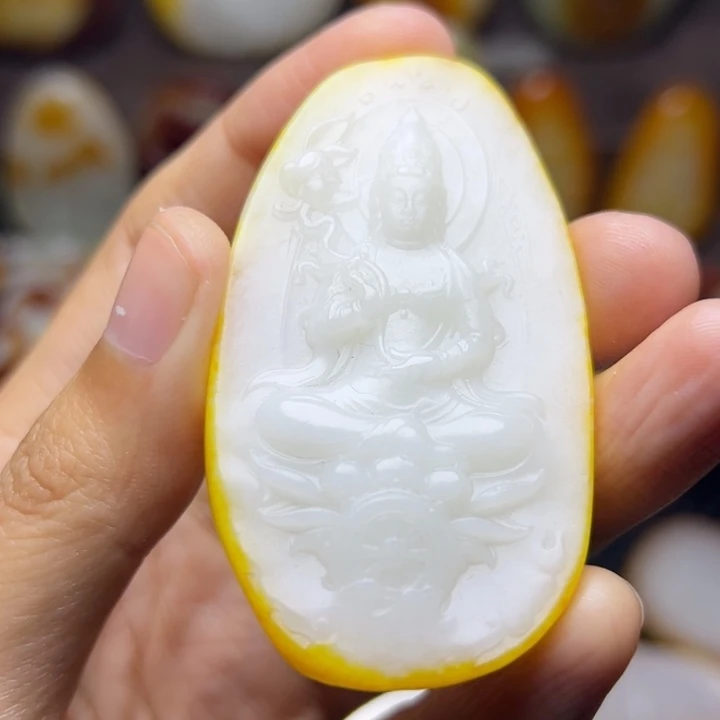 和田玉未镶嵌颈饰