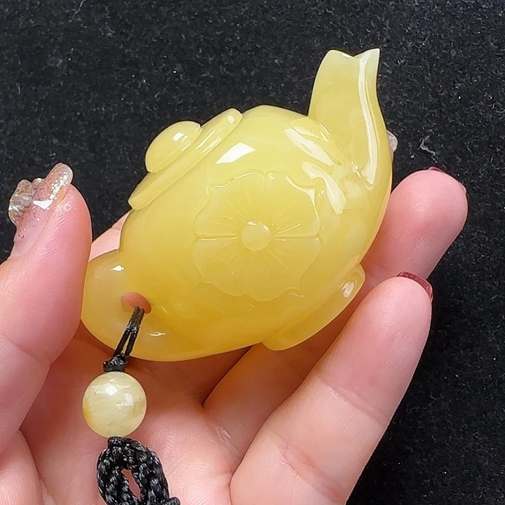 蜜蜡珠宝奇石未镶嵌