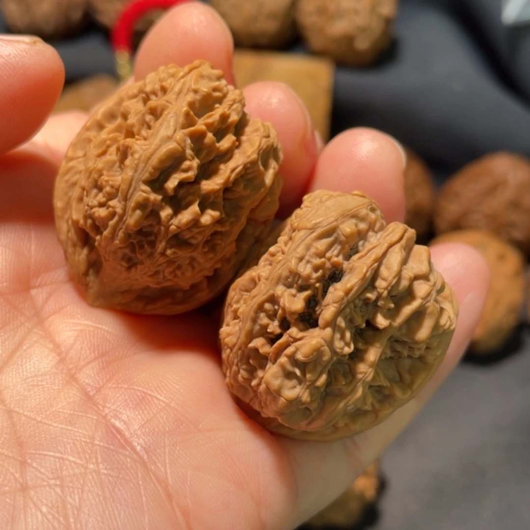 【闪购商品】文玩核桃吊坠东北楸子20