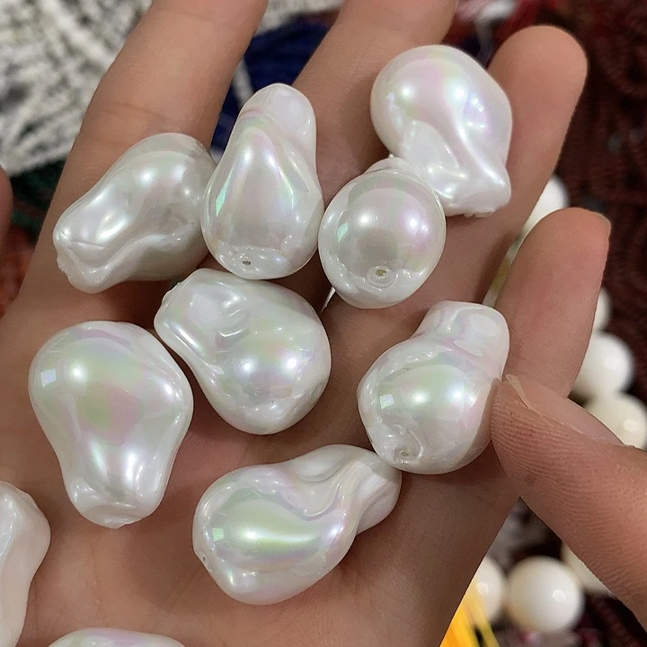 2颗贝珠巴洛克随行