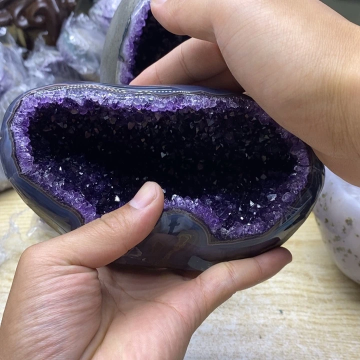 未镶嵌紫晶大型摆件（非配饰）普**主