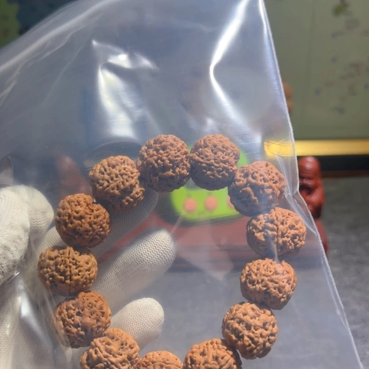 ****金刚菩提吊坠才开始匮乏的