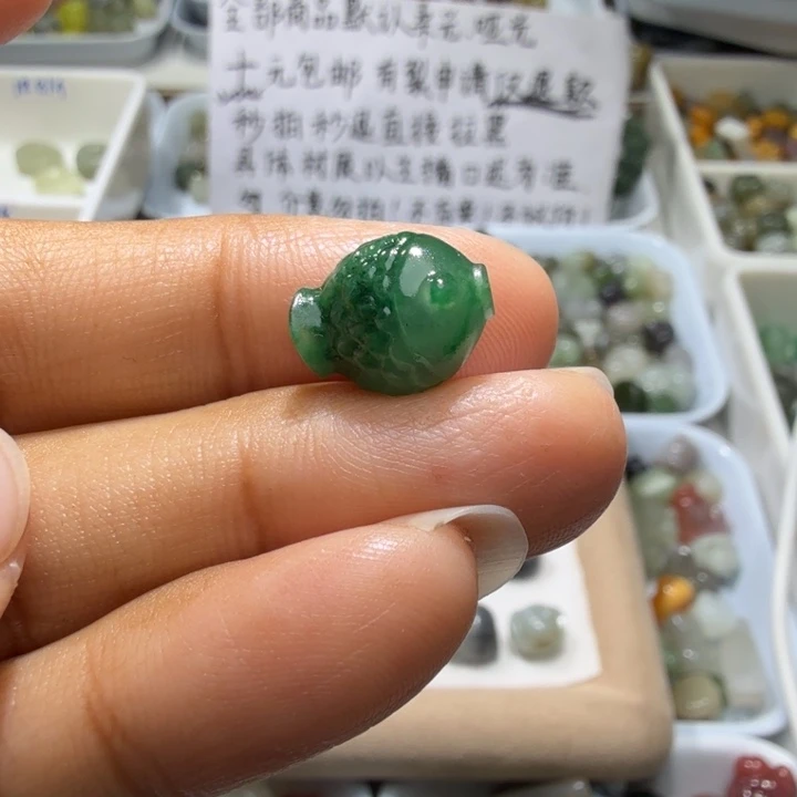 和田玉未镶嵌珠宝奇石