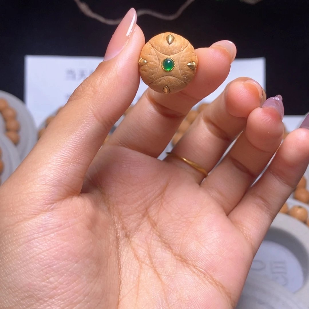 吊坠凤眼菩提四星