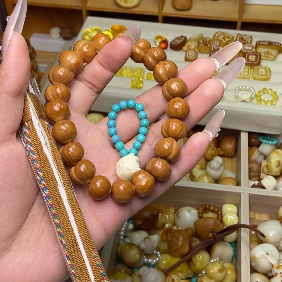 猴头核桃吊坠13加手串流苏醒狮绿滴流