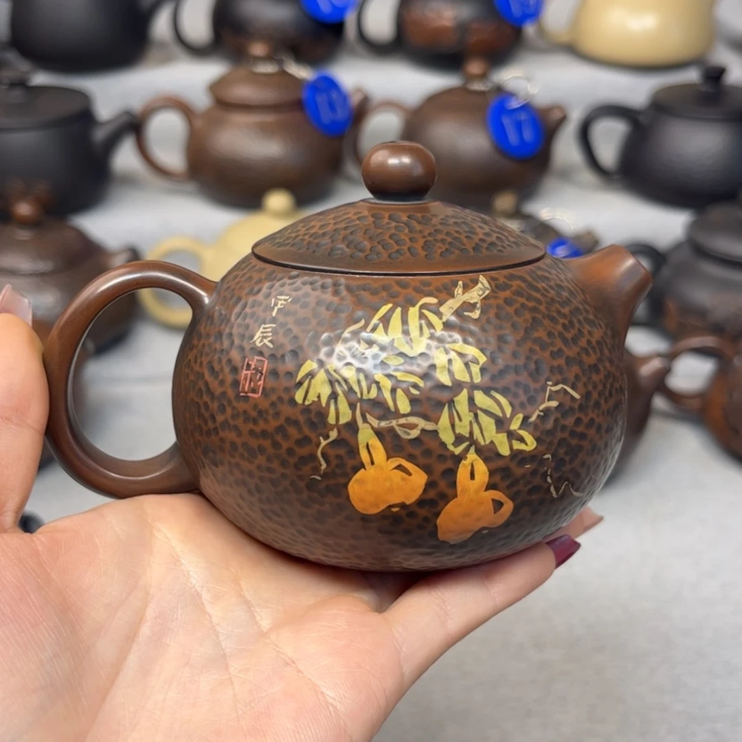 【闪购商品】搬***已红泥 微瑕 容量 220c c
