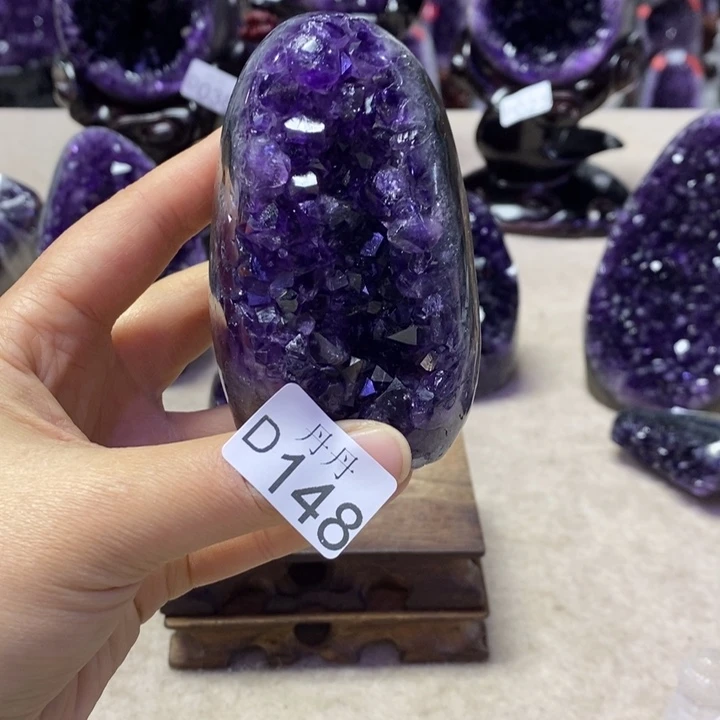 赵***士大型摆件（非配饰）未镶嵌水晶