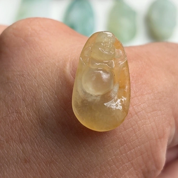 定制翡翠未镶嵌冰黄佛