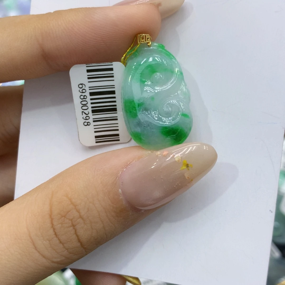 颈饰18K金镶嵌翡翠翡翠