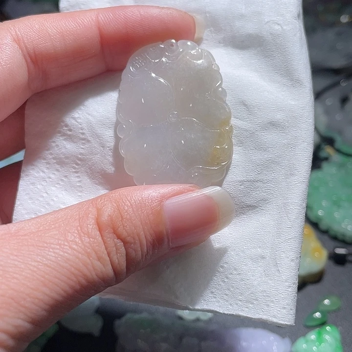 颈饰未镶嵌翡翠天