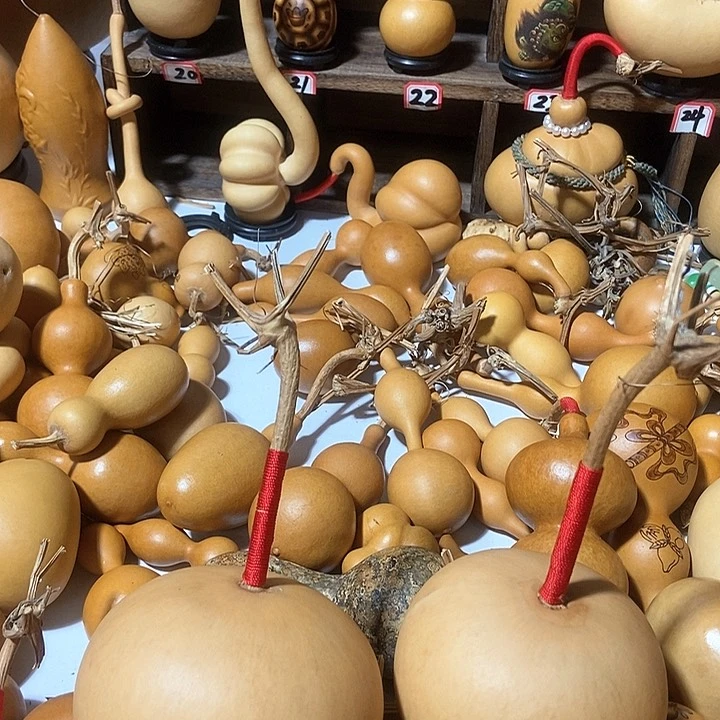 过*…直播间里的拍品链接