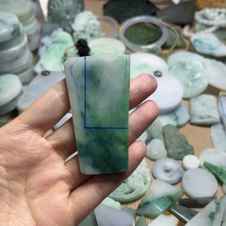 后***。定制翡翠未镶嵌A货