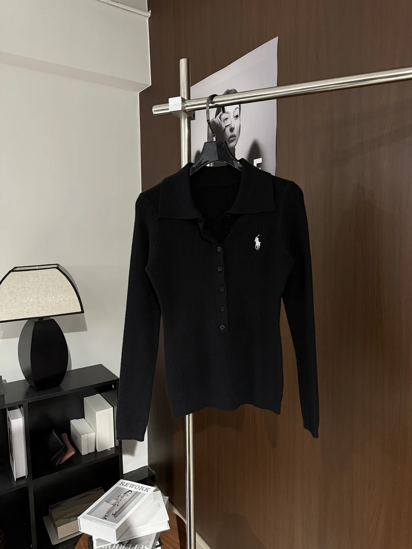 [DAJUNJUN]韩版翻领纽扣坑条显瘦针织上衣 SY0184