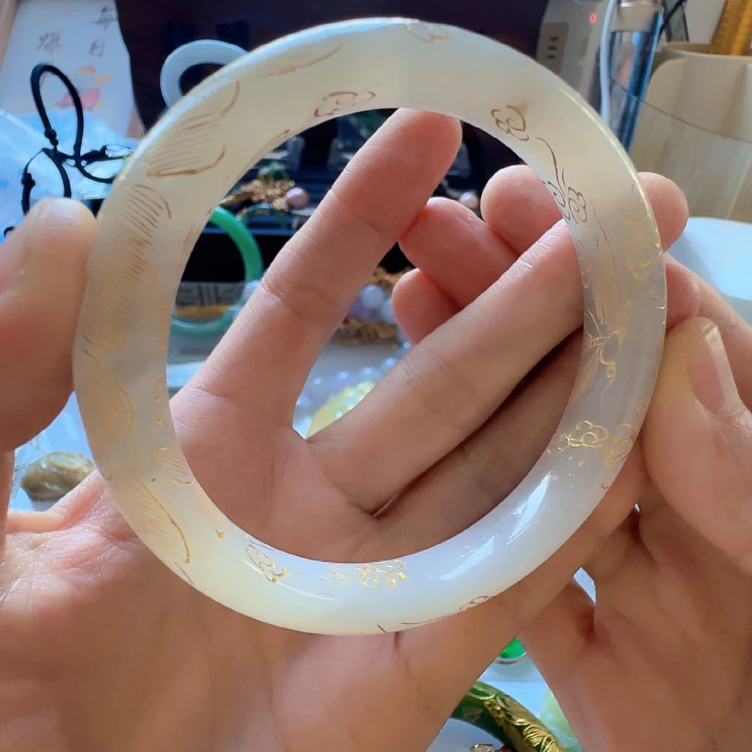 和田玉未镶嵌手镯和田玉660