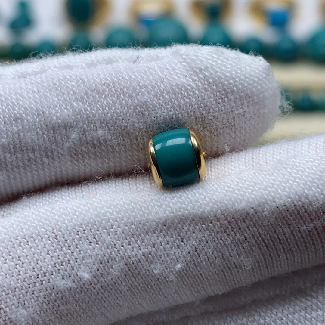 绿松石18K金镶嵌珠宝奇石A81