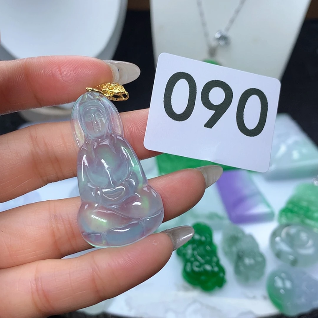 翡翠吊坠(赠链)未镶嵌